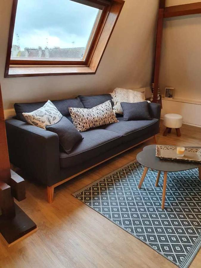 Bel Appartement Ensoleille En Ville Pont-Évêque Exterior foto